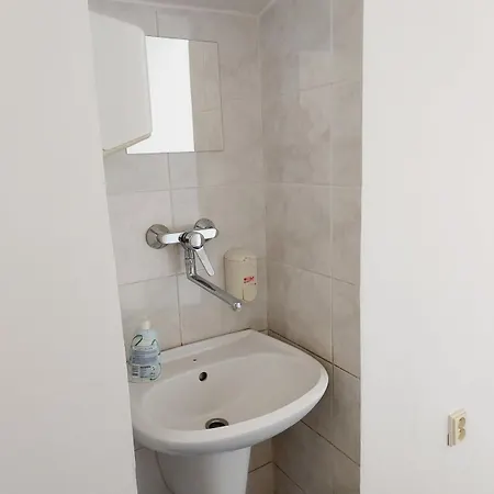 Апартаменты Just 3 Min Walk Old Town Center Private D *