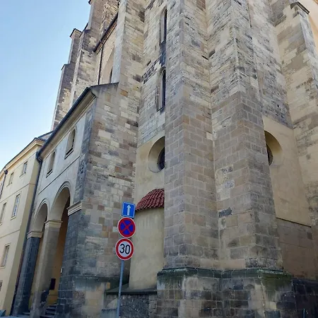 Apartman Just 3 Min Walk Old Town Center Private D