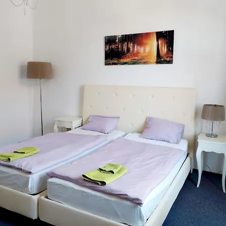 Апартаменты Just 3 Min Walk Old Town Center Private D Прага