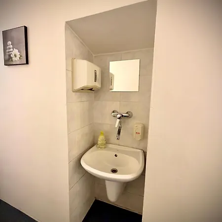 Privatunterkunft Just 3 Min Walk Old Town Center Private D