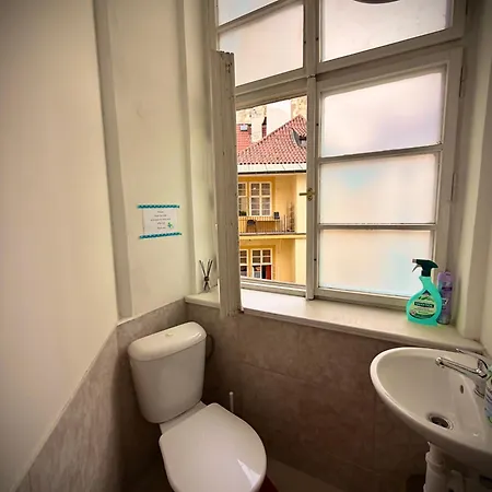 Just 3 Min Walk Old Town Center Private D Privatunterkunft