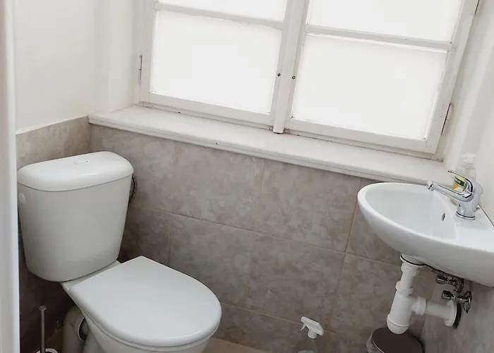 Just 3 Min Walk Old Town Center Private D Apartament