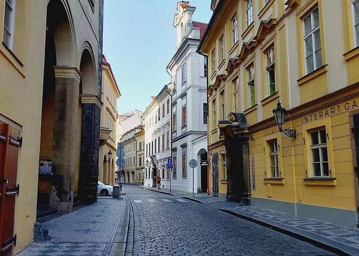 Apartament Just 3 Min Walk Old Town Center Private D Praga